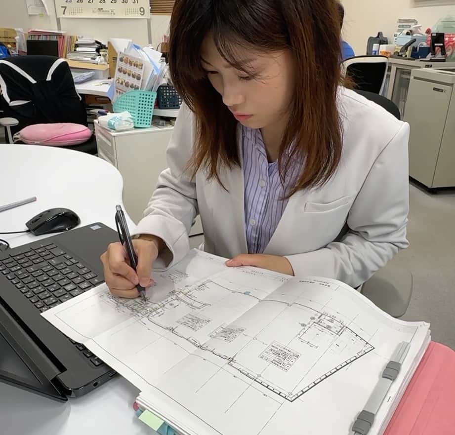 ド建築事務